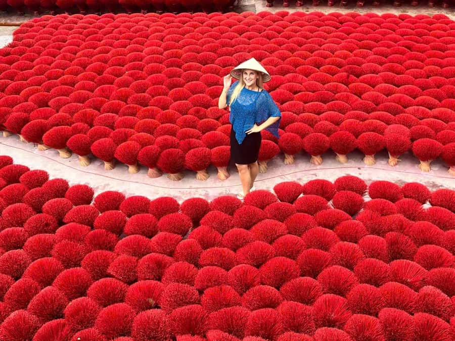 Hanoi: Incense Village, Hat, & Lacquer Artisanal Tour - What the full-day lacquer village adds