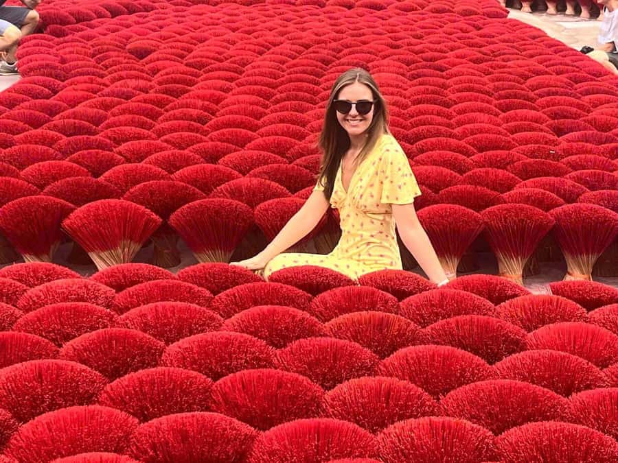 Hanoi: Incense Village, Hat, & Lacquer Artisanal Tour - Chuong’s 300-year-old conical hat tradition