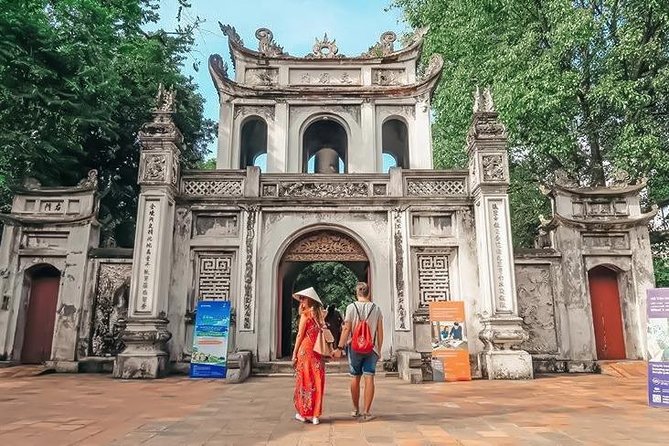 ️ Hanoi Instagram Tour: Most Famous Spots (Private & All-Inclusive) - Lunch, coffee, and the human side of the day