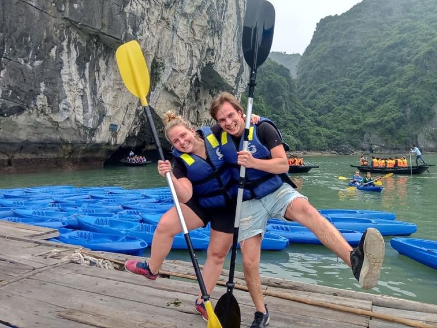 Hanoi: Islands & Caves Ha Long Cruise with Lunch & Kayaking - What you actually eat for lunch