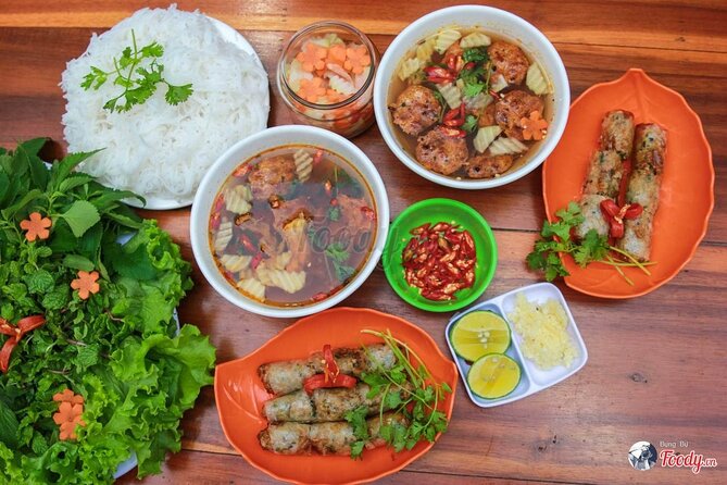 Hanoi Jeep By Night Street Food Tour and Train Street Experience - Who will enjoy this tour most