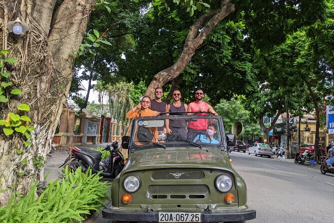 Hanoi Jeep Tours Led By Women: City and Countryside Half Day - Cho Gioi market shows a practical Hanoi