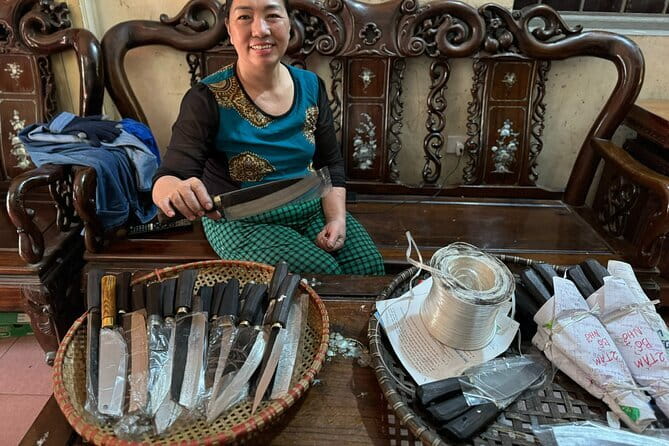 Hanoi Knife-Making Class:Join the Legacy in Blacksmith's Workshop - Your first job is to design the blade