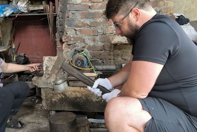 Hanoi Knife Making Traditional Workshop - Why Da Sy’s forging tradition matters