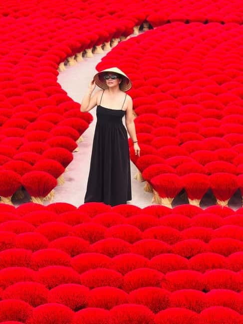 Hanoi: Long Dress Village or Incense Village, Hat Village - Trạch Xá and the careful work behind the áo dài