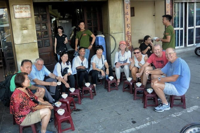 Hanoi Michelin Star Food Tour Via Jeep, Vespa or Motorbike - Sweets and fresh beer around Khâm Thiên