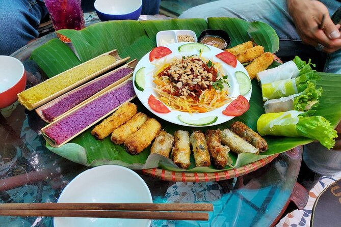 Hanoi Michelin Star Walking Food Tour & Train Street - Egg coffee, Bia Hoi, and Chè: Hanoi’s sweeter side