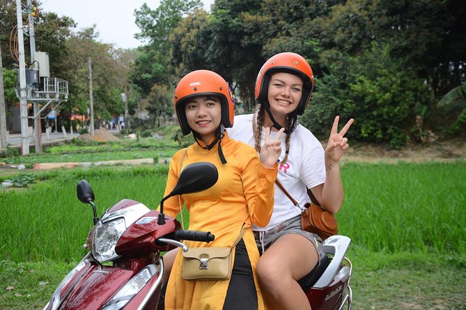 Hanoi Motorbike Food Tours: Hanoi Motorbike Tours Led By Women - Bun cha and the West Lake ride