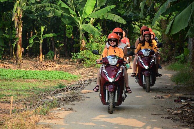 Hanoi Motorbike Led By Women: Hanoi Countryside Motorbike Tours - An 800-year-old village and the art of bonsai
