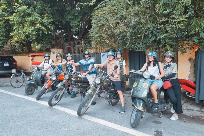 Hanoi Motorbike Tour: Hanoi HIGHTLIGHTS & HIDDEN GEMS - Hai Ba Trung Temple and the back-street ride
