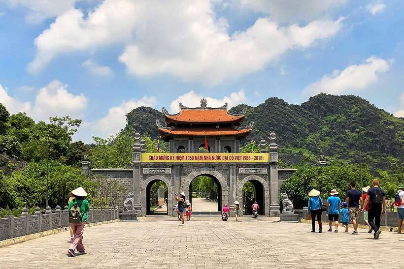 Hanoi/Ninh Binh: 1-Day Tam Coc/Trang An, Hoa Lu & Mua Caves - Why this one-day trip works from Hanoi