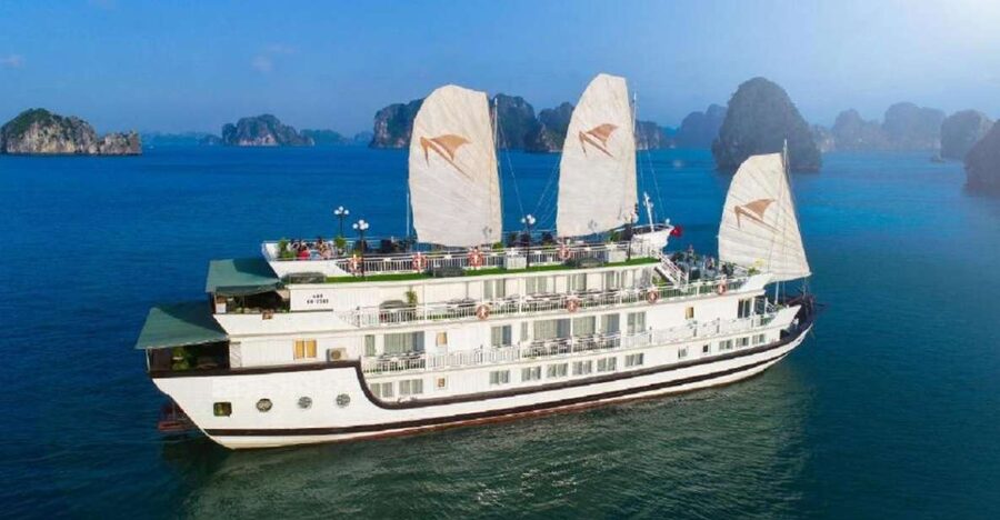Hanoi/Ninh Binh:3 Day 2 Night Bai Tu Long Bay Luxury Junk - Key points at a glance