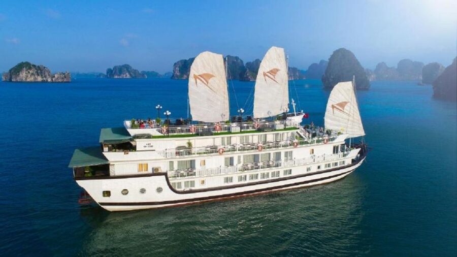 Hanoi/Ninh Binh:3 Day 2 Night Bai Tu Long Bay Luxury Junk - Why two nights makes such a difference