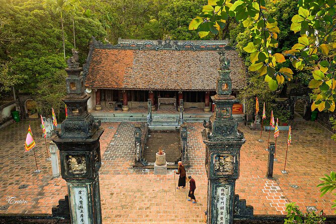 Hanoi, Ninh Binh and Ha Long 6 Day 5 Night Overnight Cruise Tour - La Regina Legend brings one night on Lan Ha Bay