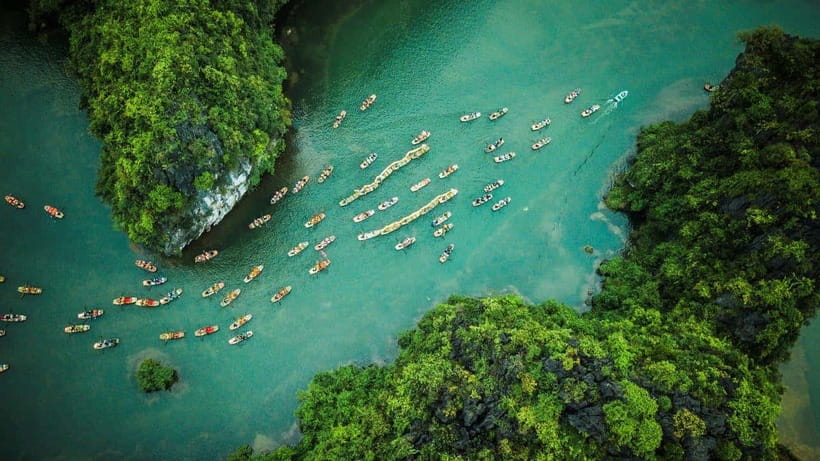 Hanoi: Ninh Binh- Hoa Lu - Trang An - Mua Cave - Best Seller - Vietnamese buffet lunch and local goat dishes