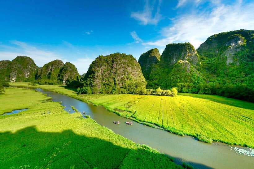 Hanoi: Ninh Binh, Tam Coc, Mua Cave & Hoa Lu with cycling - Who should choose this tour