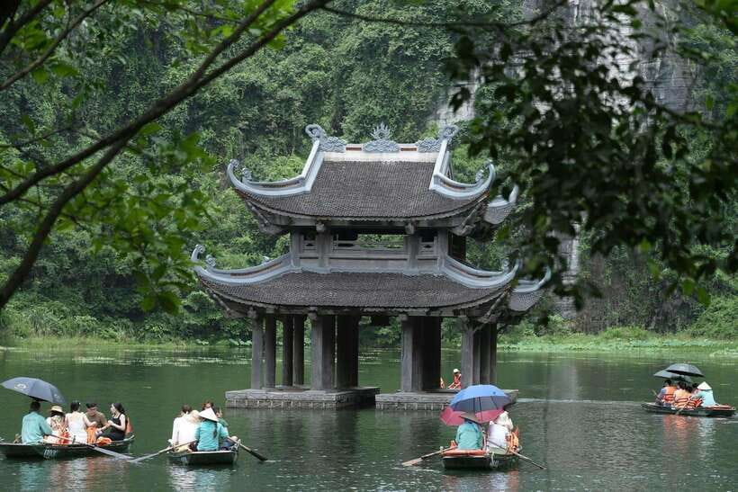 Hanoi:Ninh Binh-Trang An-Mua Cave-Hoa Lu&Cycling BEST SELLER - Cycling through the village