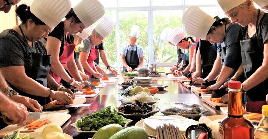 Hanoi: Old Quarter Market Tour and Cooking Class with Meal - From Hoang’s red panels to a Hanoi market