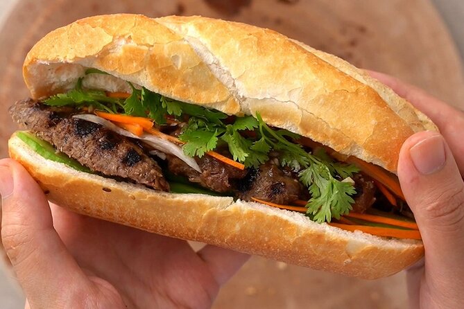 Hanoi Old Quarter Street Food tour with 12 plus tastings - Stop three: fried street snacks at Lý Quốc Sư