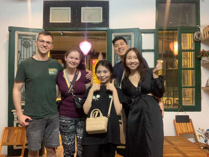 Hanoi: Old Quarter Street Food Tour with 12+ Tastings - Twelve tastings, with enough variety to fill a meal