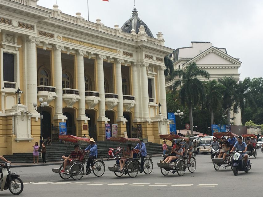 Hanoi: Old Quarter Trishaw Cyclo Tour - What the Old Quarter looks like from the seat