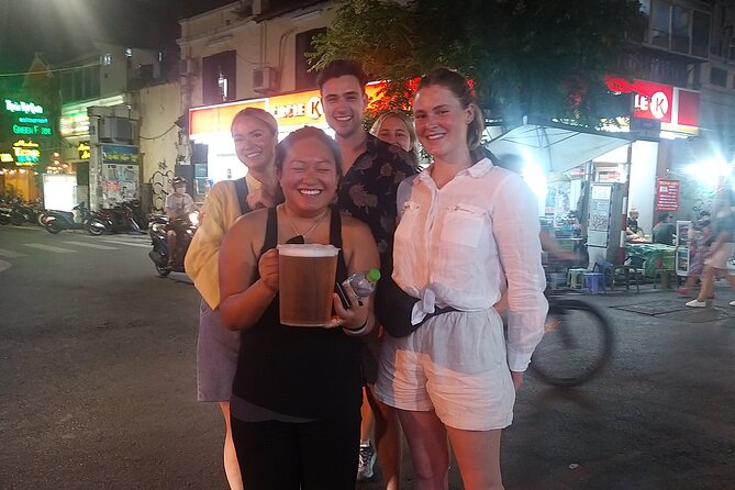Hanoi Old Quarter Walking Street Food Tour - Who should book this experience?