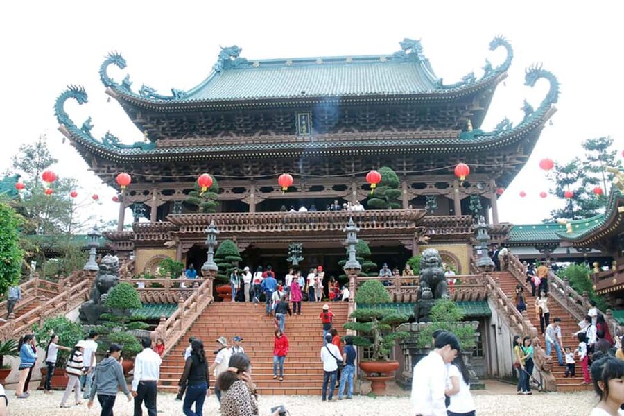 Hanoi: Perfume Pagoda - Yen Stream Boat Ride, Lunch & Cave - Reaching Huong Tich Cave