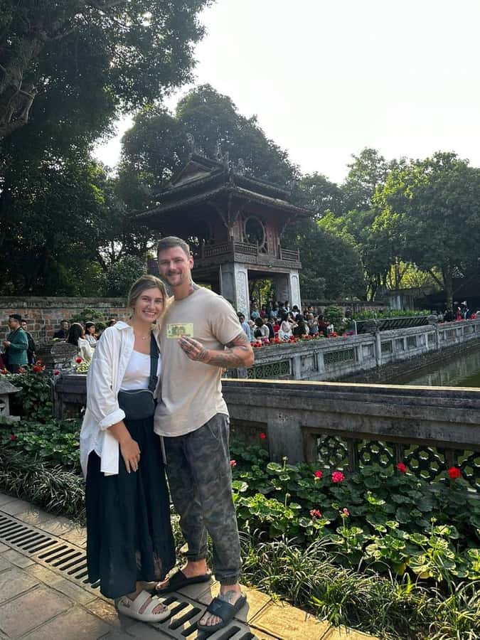 Hanoi: Private Half-day City Highlights and Hidden Gems Tour - What the private car and guide add