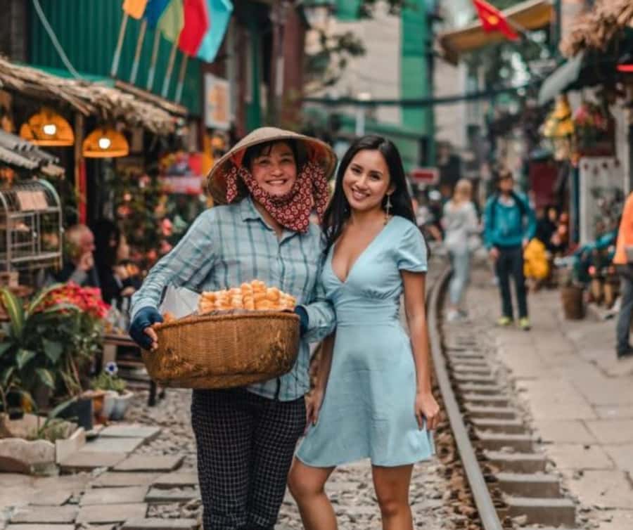 Hanoi: Private Half-day City Highlights and Hidden Gems Tour - Ho Chi Minh Mausoleum and Ba Dinh Square