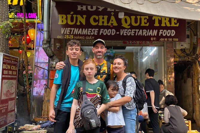 Hanoi Private Walking Street Food Tour with Train Street Visit - What you are likely to eat and drink
