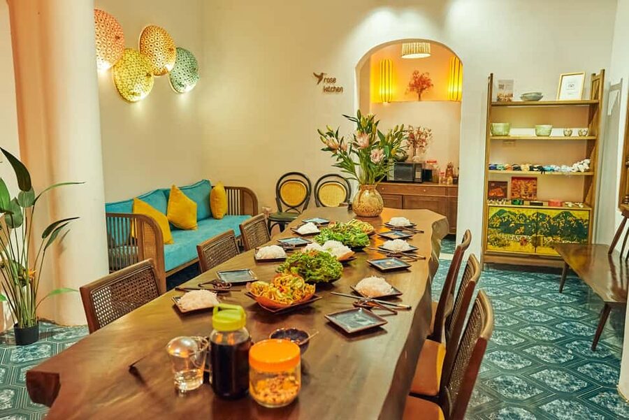 Hanoi: Rose Kitchen: Pho/Bun Cha/Nem+ Free Egg/ Salt Coffee - Picking the right Vietnamese dish