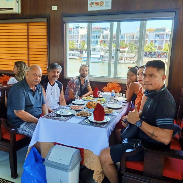 Hanoi: Roundtrip Halong Bay Islands, Caves, Kayaking & Lunch - Who will enjoy this Ha Long Bay day trip?