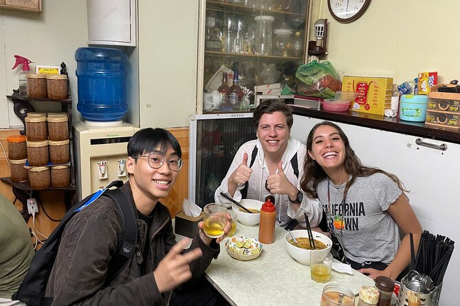 Hanoi's Old Quarter Street Food Experience and Train Street - Who will get the most from this walk?