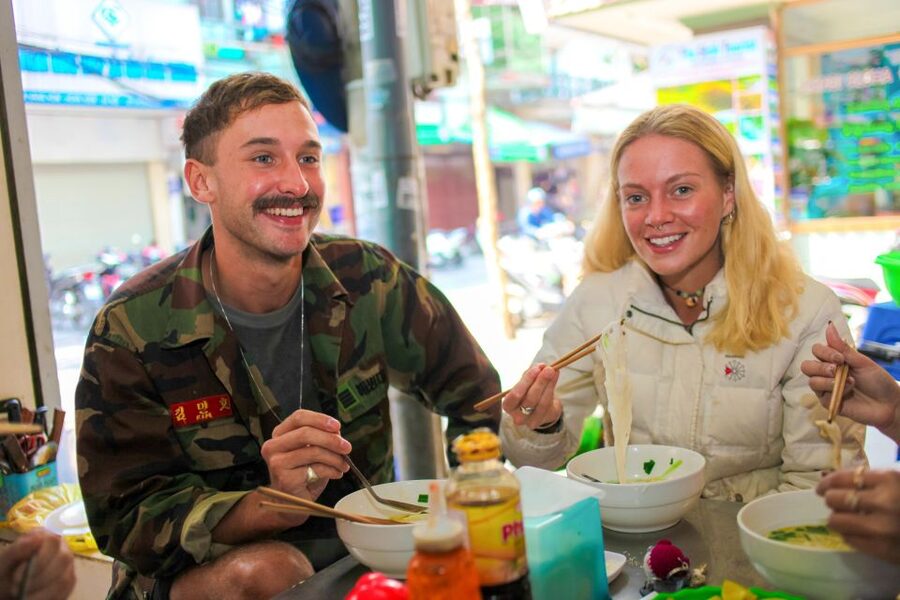 Hanoi: Small-Group Street Food Walking Tour - A traditional dance show may be included in the evening plan
