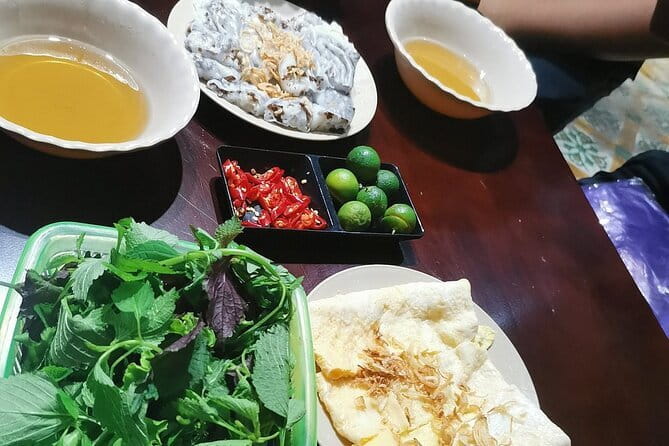 Hanoi Street Food Customized Walking Tour - Lunch or dinner, and who should book