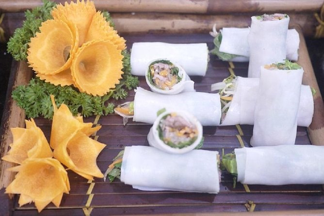 Hanoi street food tour small group tour - What $25 really buys you