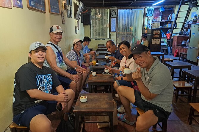 Hanoi Street Food Tour with Local Guide - Starting at Hoàn Kiếm and entering the Old Quarter