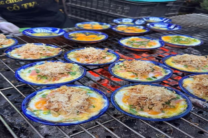 Hanoi: Street Food Tour with Train Street & Hidden Alleyways - The Guides Make the Difference