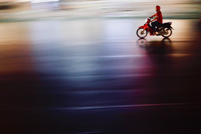 Hanoi Street Photography with a Pro – Phone & Camera - The $35 price and what you receive