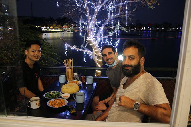 Hanoi Sunset Motorbike Tour - Fresh beer and the story of bia hoi