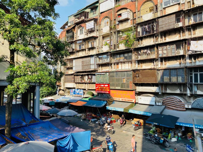 Hanoi: The Hidden Old Quarter Experience - What the guides add to the experience