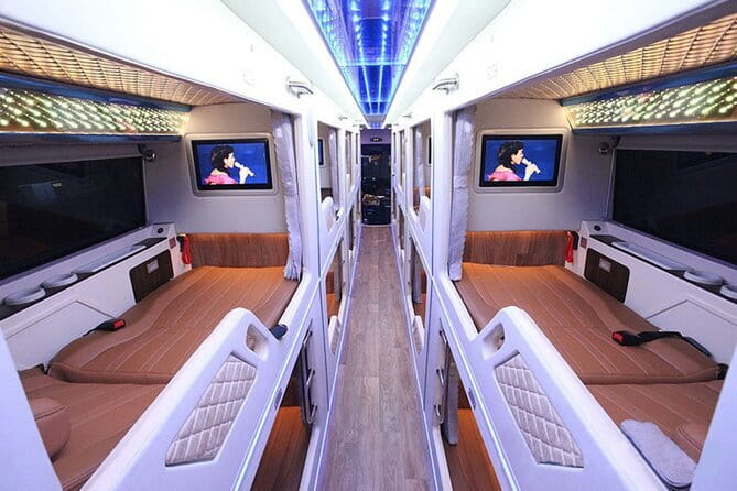 Hanoi to Sapa Bus - Private Cabin Bus - What your private cabin includes