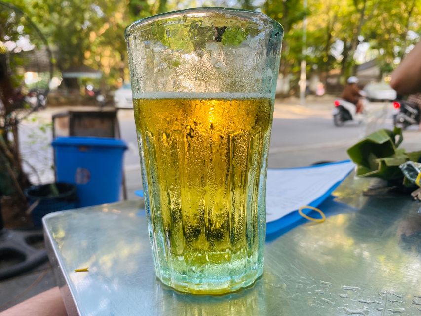 Hanoi: Vegan Street Food & Stories - Hàng Bè Market and everyday food shopping