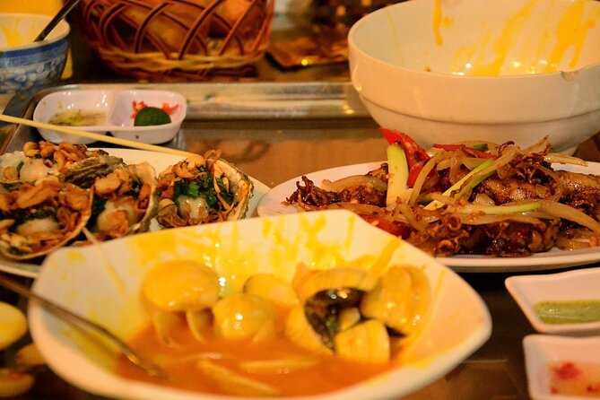 Hanoi Vespa Tours: Hanoi Vintage Vespa Food Tours - A short look at Legendary Train Street