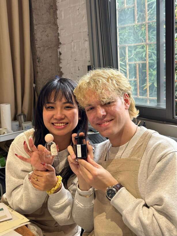 Hanoi: Vietnam Scents Perfumery Class - Starting with more than 80 scents