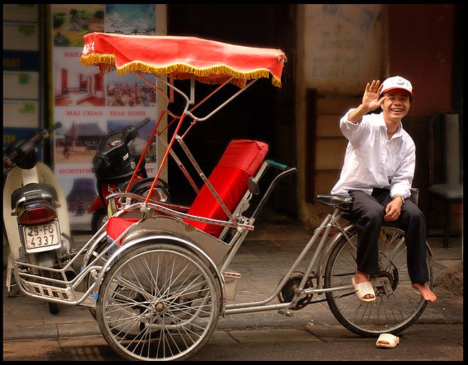 Hanoi Walking Street Food Tour & Cyclo Ride - Key points to know before you book