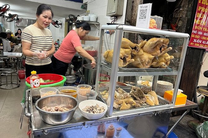 Hanoi Walking Street Food Tour with Train Street - What the $30 price includes