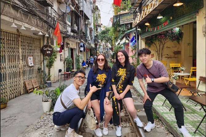 Hanoi Walking Street Food Tour with Train-Street Visit - Pho in both beef and chicken versions