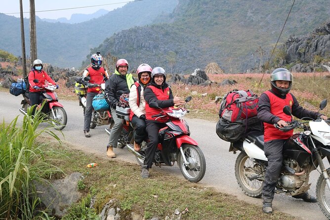 Hight Quality Small Group Easy Rider4 Day 3 Night + Private Room - Day 2: Lung Cu Flag Tower and the Chinese border region