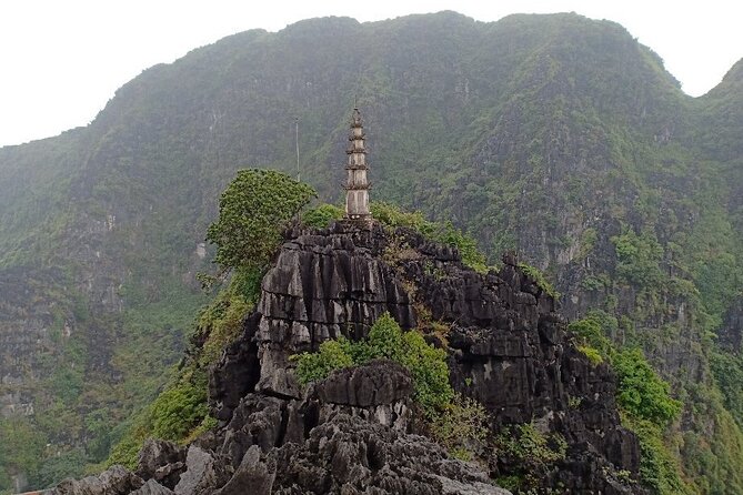 Hoa Lu - Tam Coc: Boat Trip and Bicycle Ride - Leaving Hanoi between 8:00 and 8:35